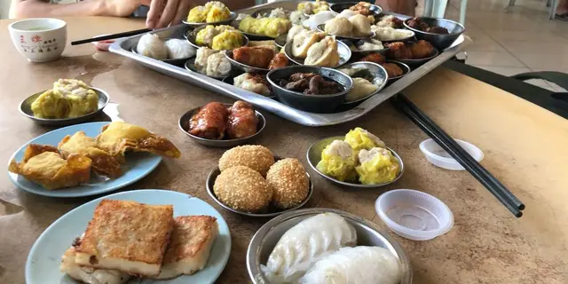 美食天国マレーシアの古都マラッカを食べる