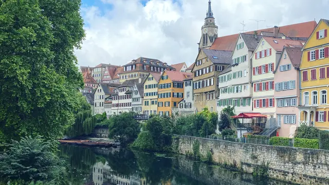 【ドイツ🇩🇪テュービンゲン】木組みのカラフルな家が並ぶ、最高に美しい街での1日💐