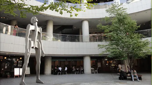 代々木上原〜新宿：Sex and the（オペラ）City