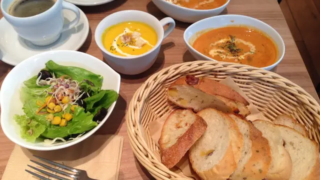 ららぽーと横浜でいつもよりちょびっとお出かけ♪気づけば食べるとこばっかり・・笑