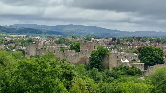 街を歩こうシリーズ 〜グルメな街ラドロー (Ludlow)〜