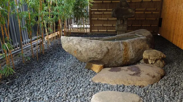 【日本にいながらアジア旅行？】日本庭園を飛び出し→韓国、タイ、台湾グルメ散歩