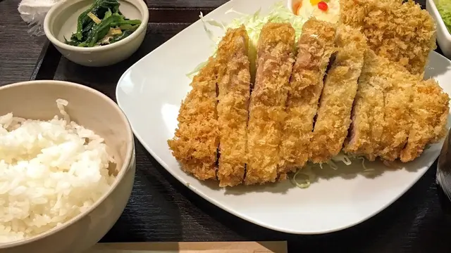 美味しいとんかつ