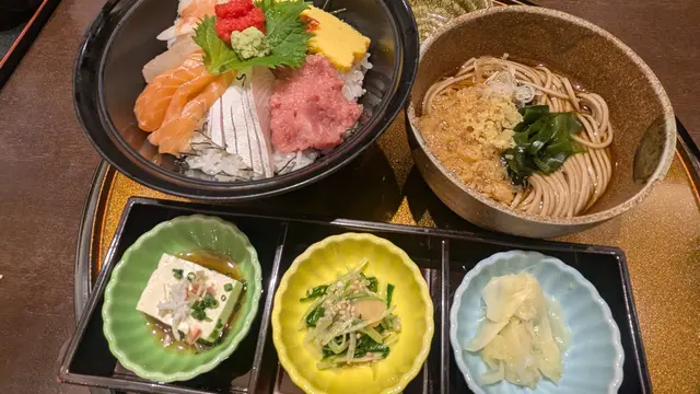 一般OKの社員食堂～～最高に美味しいケーキ。はとバスも！欲張りな東京↔日本橋の旅