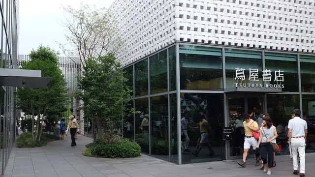 蔦屋書店という宝石で代官山全体が輝いていますね