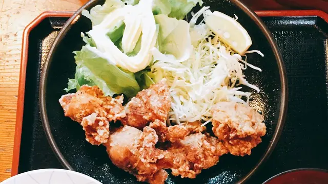青山キラー通りで1000円以下のランチを。