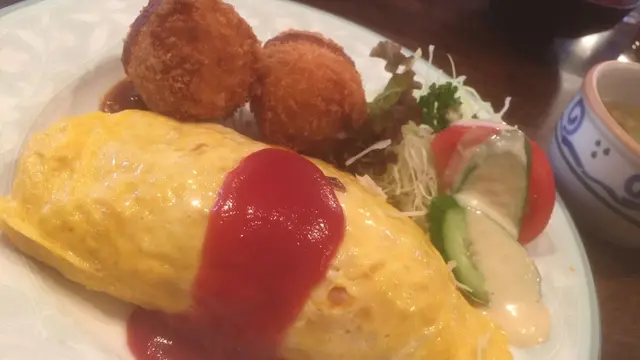 小田急線に乗って世田谷グルメを満喫する休日【洋食・寿司・ケーキ】