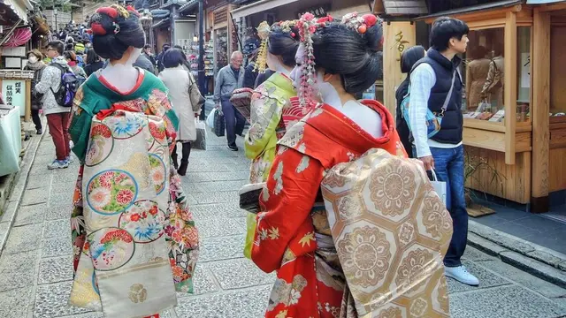 京都市バスと二万歩で紅葉巡り