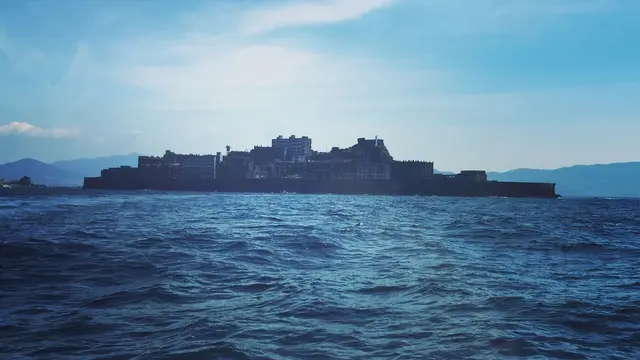 進め！軍艦島！