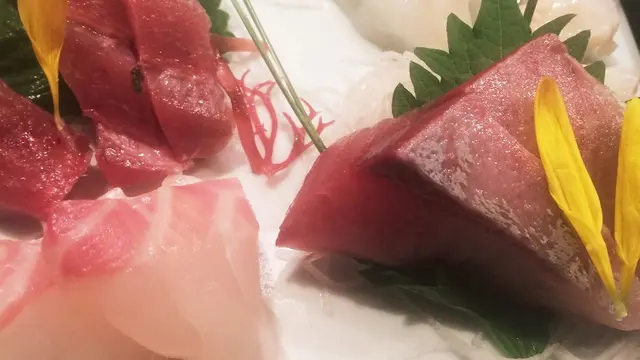 世界を食べ尽くす