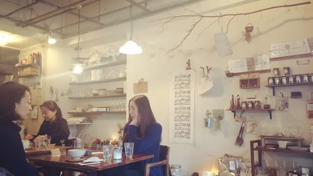 新宿三丁目のおしゃれカフェ*