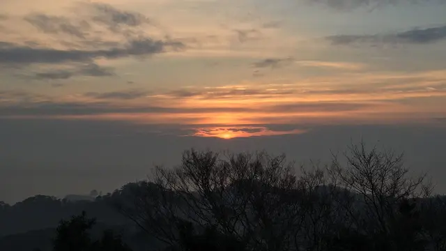 日の出と、海鮮丼と、牛タンと、仙台の旅。