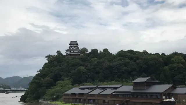 【日本100名城】国宝犬山城を湯船にで堪能!迎帆楼のお城ビュー泊と犬山観光