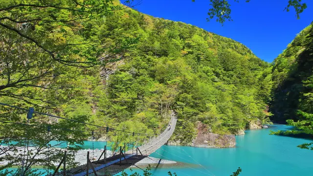 冬の寸又峡