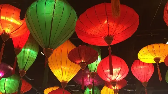 新宿で非日常体験？！異国のグルメ旅行