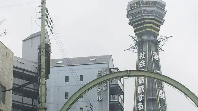 モモイロちゃん、大阪に行く