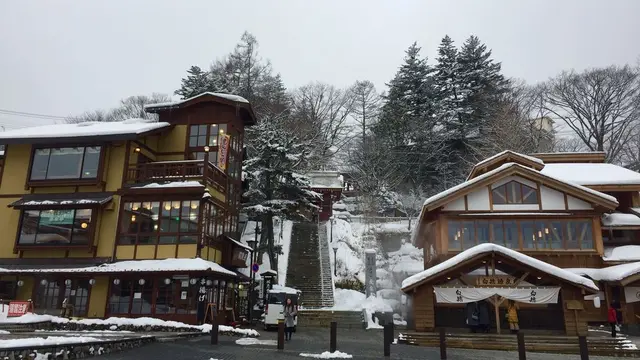 【頑張れ草津!!】地元民Loveな癒しの温泉と美味しいもん食べ歩きツアー♡日帰りでも行けるよ!