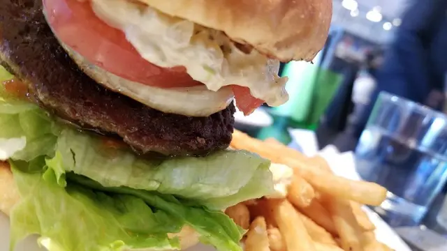 春の朝活🌞千駄ヶ谷~新宿🏃♂️美味しいブランチを食べながらちょっとの時間で家族の絆を深めよう