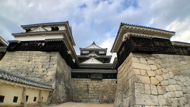 【日本100名城】松山から高松まで歴史と100名城を巡る旅