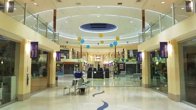 グアム👨🏾‍🦲🩵💙🍔🍩🏝️🇬🇺