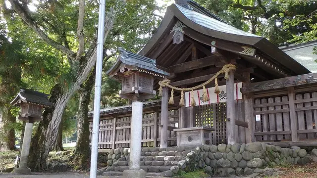 諏訪大社の御朱印コンプしてウナギ食べる。