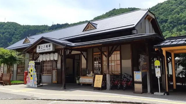 【岐阜県】郡上八幡の歴史的な町並みと清流を巡る旅✨