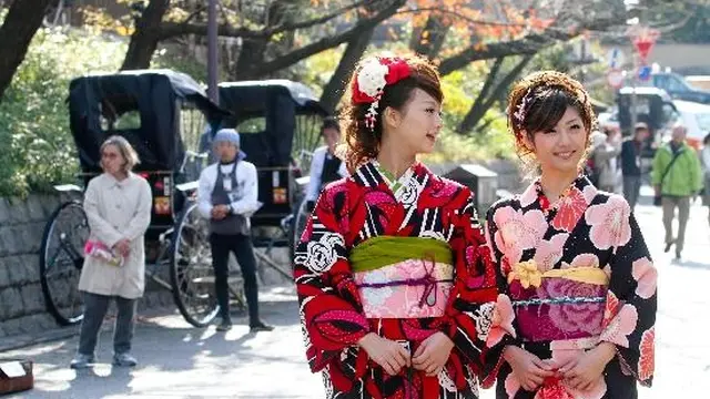 たった3000円で京おんなに?!レンタル着物で祇園を散策♪