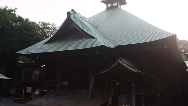 奈良時代から続く門前町弘明寺のメインストリート、弘明寺商店街を巡る