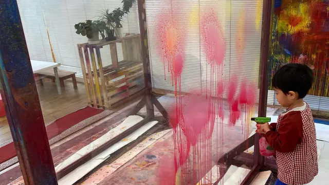 上野で博物館へ行った後に絵の具・スプレーでぐちゃぐちゃ遊び🎨子供の感性を高めよう