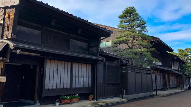 富山駅から行く🏃♂️江戸の趣漂うレトロな港町「岩瀬」