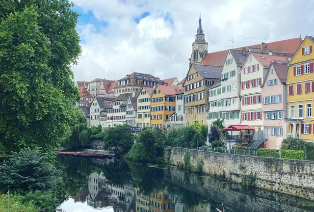 【ドイツ🇩🇪テュービンゲン】木組みのカラフルな家が並ぶ、最高に美しい街での1日💐