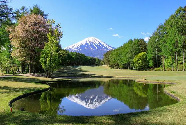 富士桜カントリーと河口湖のゴルフ旅
