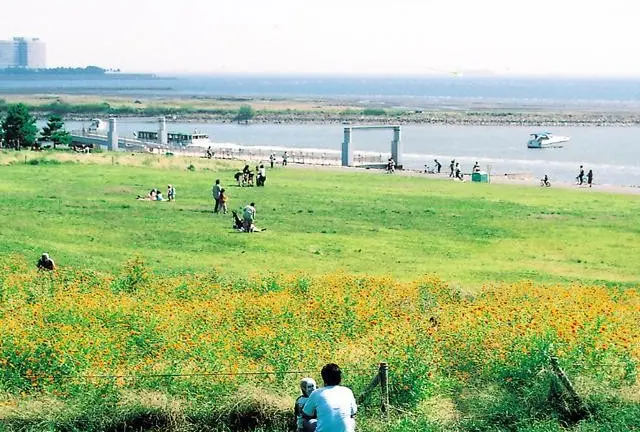 秋ピクニック*葛西臨海公園で1日のんびりデート♪水族館も観覧車も！