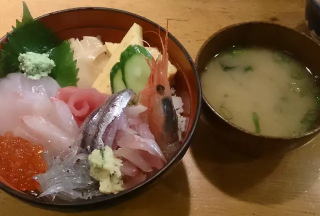大人気グルメをめぐる美味しい伊豆熱海旅行