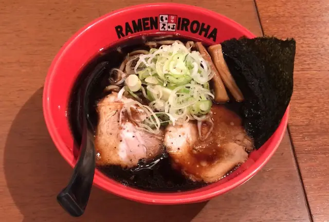 【富山県】市内ではしご酒！日本酒から〆のブラックラーメンまで堪能🍜