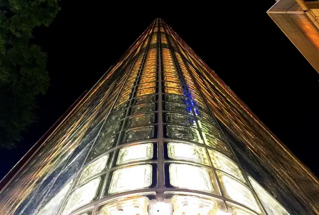 まるで「建築」博物館！銀座ショップをデザイン散歩