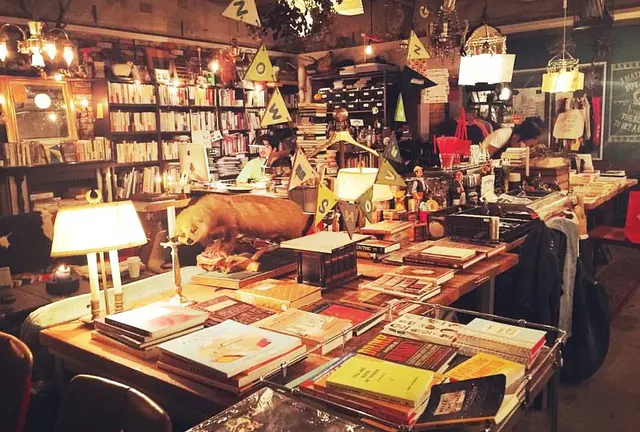 フライドポテトと古本屋でゆっくりと過ごす休日