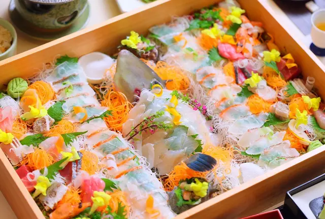 あじろであじじまん　熱海　網代