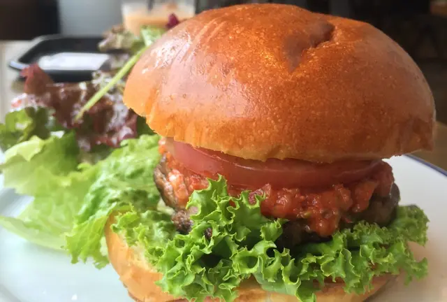 ハンバーガー研究会。