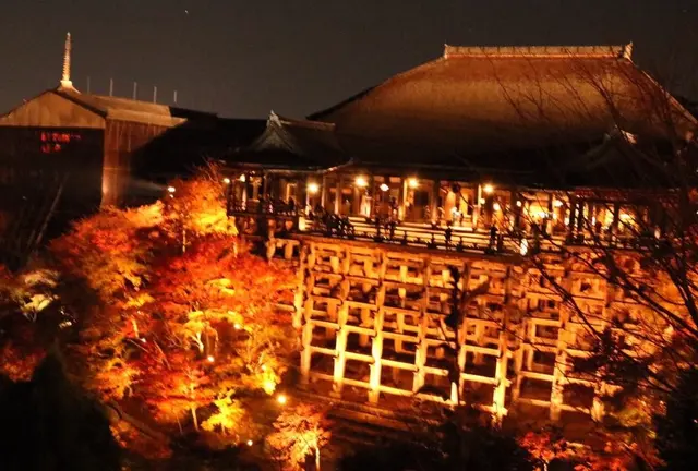 京都で清水寺デート