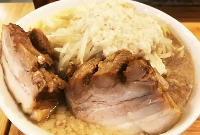 ガッツリ食べたい人にオススメの秋葉原麺 6選🍜
