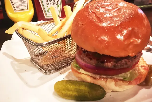 都内のハンバーガー食べ比べ◎