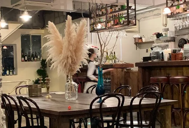 沖縄本島を車で♡やちむんに人気パン屋、カフェ、ステーキも！