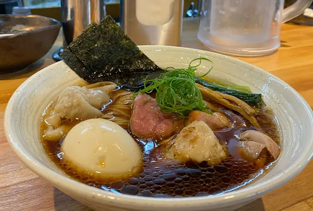 沖縄🌺で一番！？絶品醤油ラーメン🍜NAGISA　デザートはインスタ映えクレープ❣️