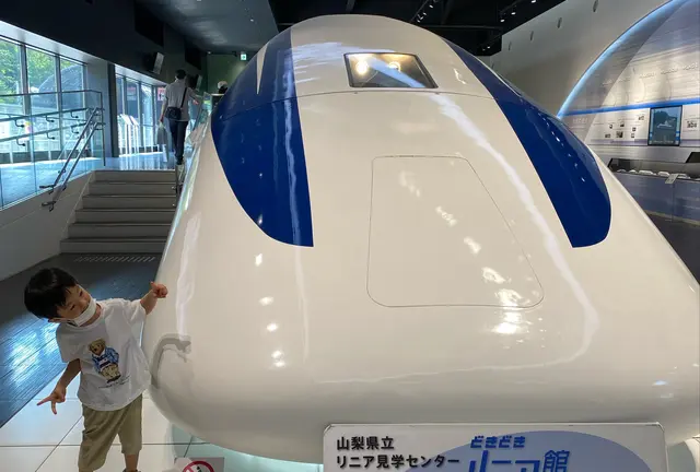 【子供と】車で山梨旅行〜リニア見学センター、トーマスランド、忍野しのびの里〜
