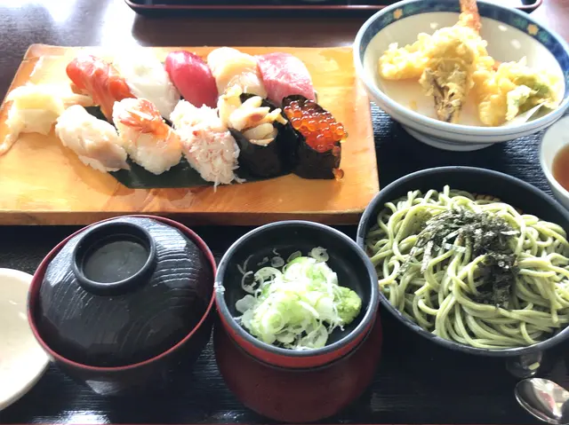 佐藤水産（株） サーモンファクトリー直売店