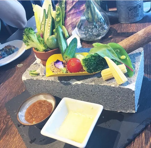 野菜と炭火肉・魚介 GOOD FARMS KITCHEN