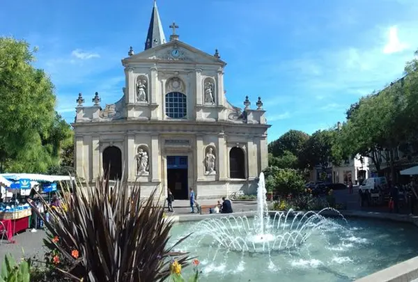 Paroisse Saint-Pierre Saint-Paul of Rueil