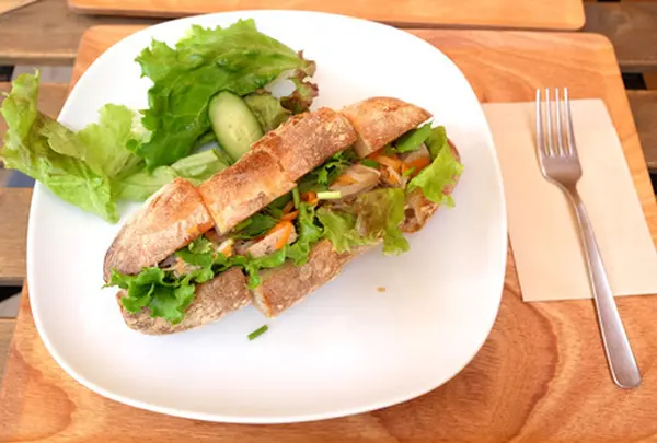 パンとカフェ　えだおね