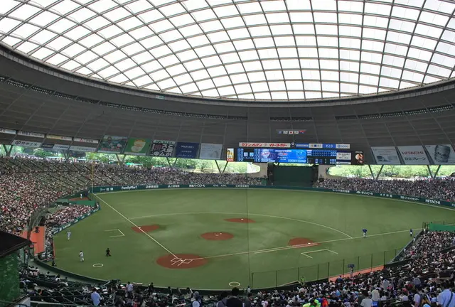 唯一無二の屋根付きドームで自然を感じながら野球観戦